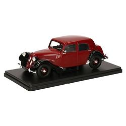 Foto van Modelauto/speelgoedauto citroen traction avant 11bl 1952 schaal 1:24/18 x 7 x 6 cm - speelgoed auto'ss