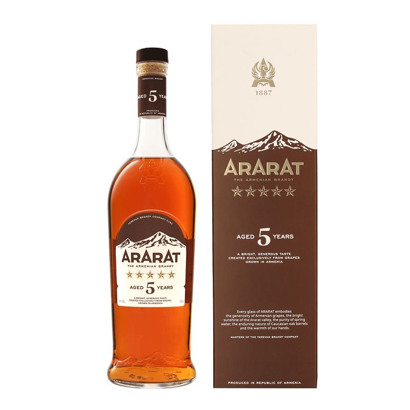 Foto van Ararat 5 years 70cl