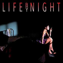 Foto van Life by night - cd (5031281003553)