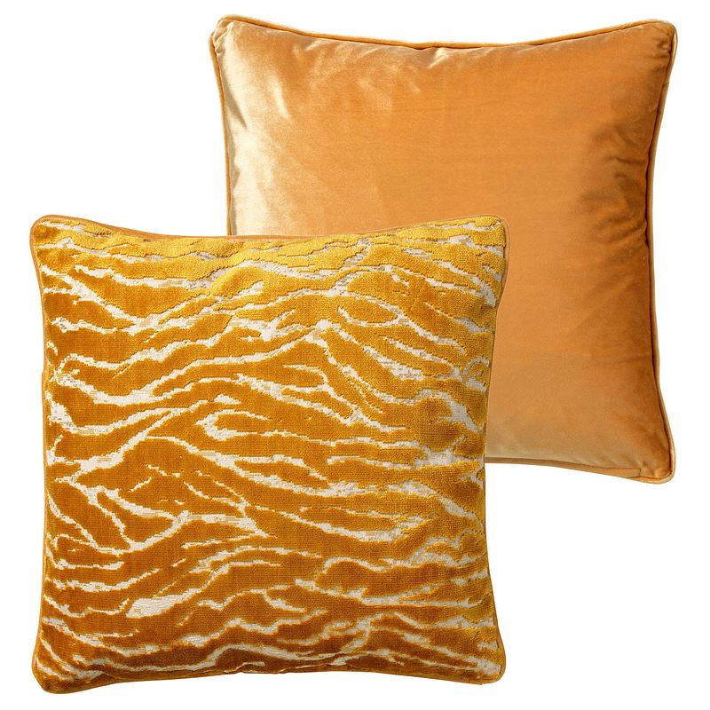 Foto van Dutch decor zabrina - kussenhoes velvet golden glow 45x45 cm - geel - geel