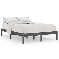 Foto van Vidaxl bedframe massief grenenhout grijs 120x200 cm