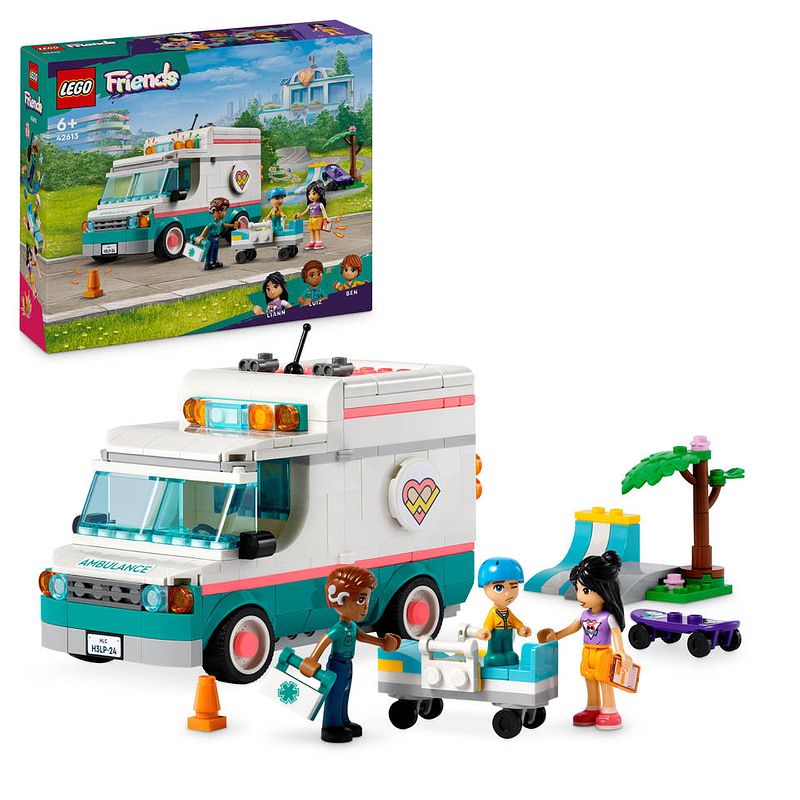 Foto van Lego friends heartlake city ambulance 42613