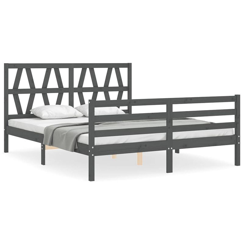 Foto van The living store massief grenenhouten bedframe - grijs - 205.5 x 165.5 x 100 cm - multiplex lattenbodem