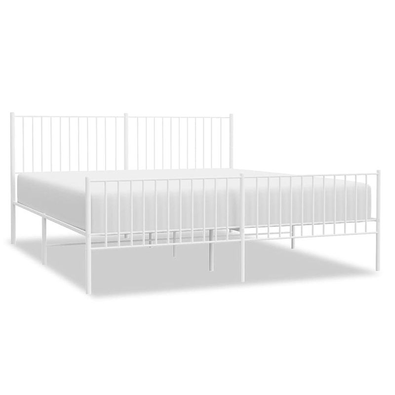 Foto van The living store bedframe klassiek wit 207x187x90.5 cm - robuuste metalen constructie