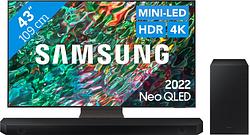 Foto van Samsung neo qled 43qn90b (2022) + soundbar