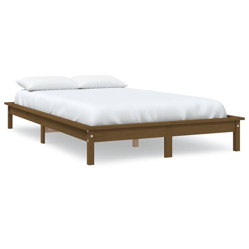 Foto van The living store klassiek houten bed - 212 x 211.5 x 26 cm - massief grenenhout