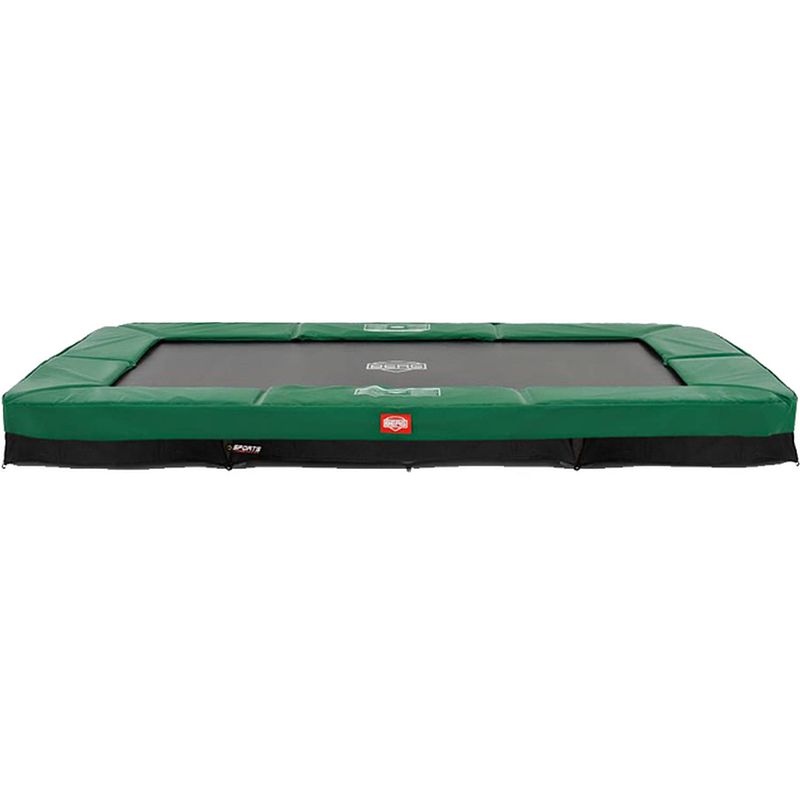 Foto van Berg ultim champion inground trampoline green (330 x 220 cm)