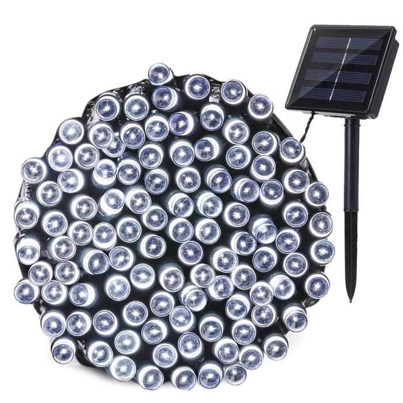 Foto van Lumi garden yogy solar zonne-lichtslinger - solar koud wit licht - 400 led - 3300 cm