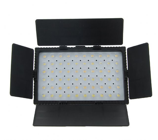 Foto van Falcon eyes bi-color led lamp set dimbaar dv-605ct-k2 incl. accu