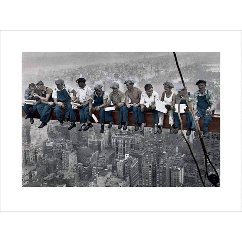 Foto van Pyramid lunch on a skyscraper colour kunstdruk 80x60cm