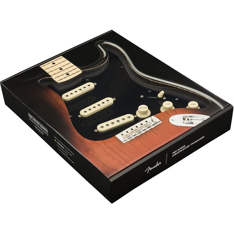 Foto van Fender pre-wired strat pg hot noiseless sss black