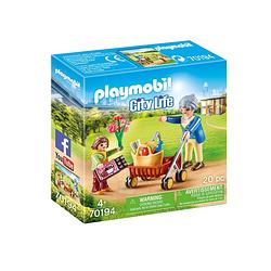 Foto van Playmobil city life oma met rollator 70194