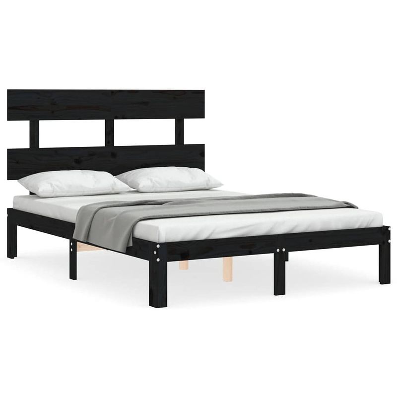 Foto van The living store bedframe - grenenhout - 140 x 200 cm - multiplex lattenbodem - zwart