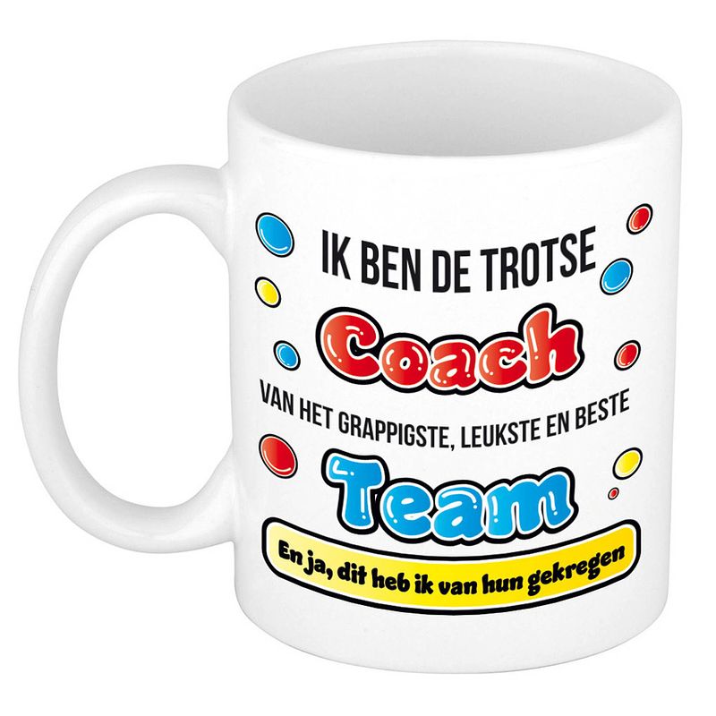 Foto van Bellatio decorations cadeau mok voor coach - grappig - keramiek - 300 ml - feest mokken