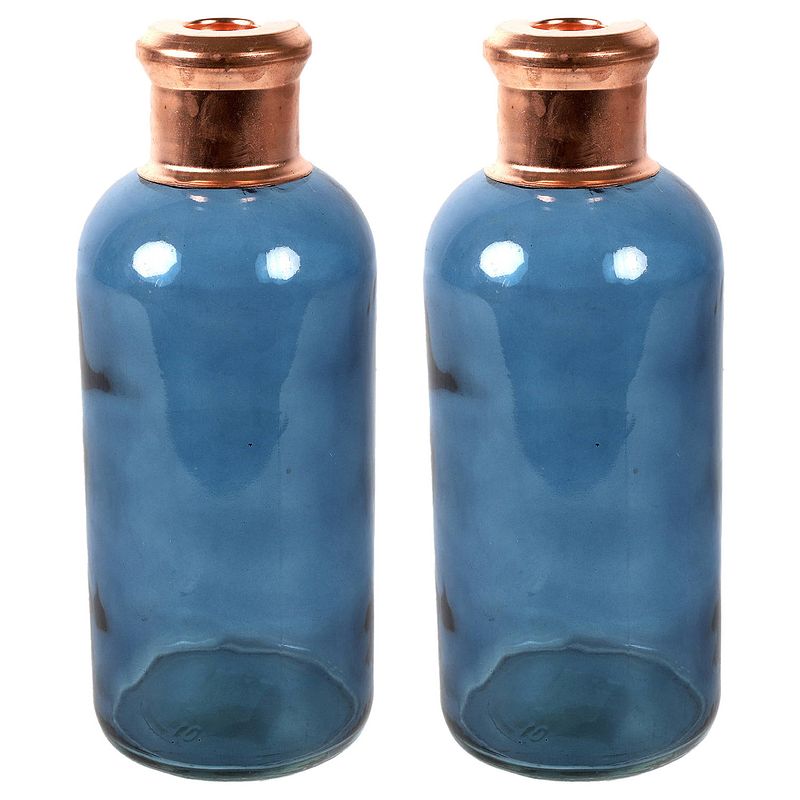 Foto van Countryfield bloemenvaas firm bottle - 2x - transparant blauw/koper - glas - d11 x h27 cm - vazen