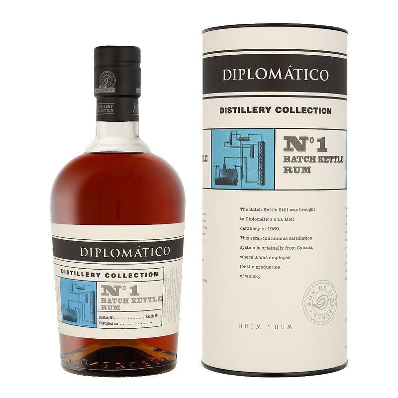 Foto van Diplomatico no.1 batch kettle 70cl rum + giftbox