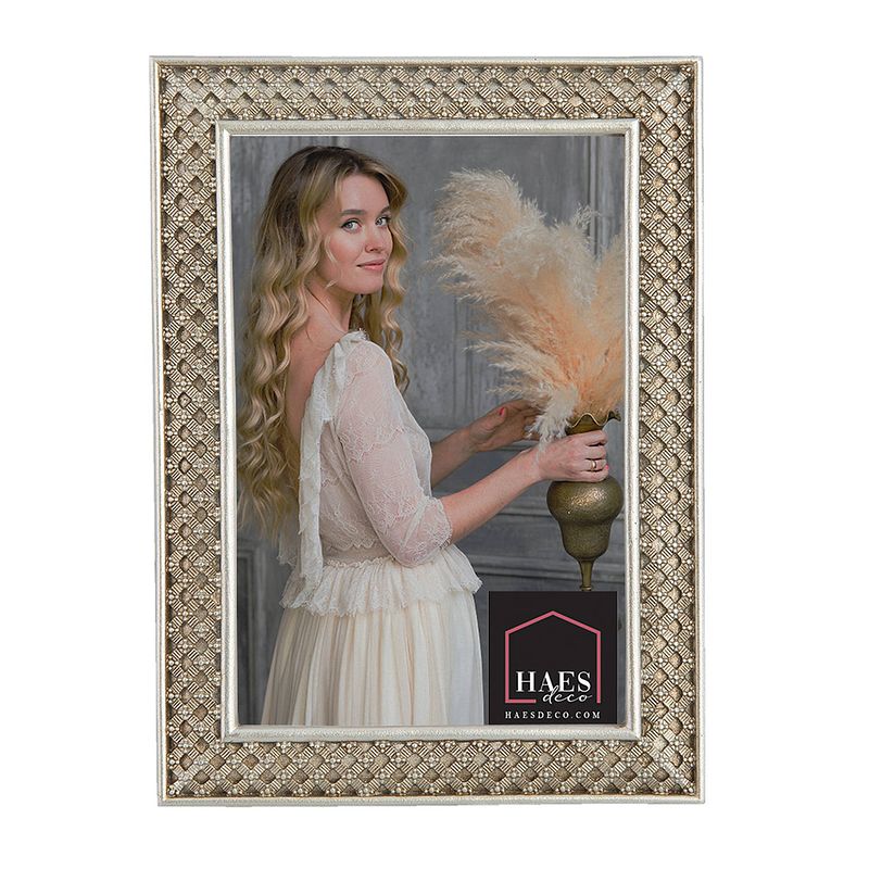 Foto van Haes deco - fotolijst 10x15 zilverkleurig, formaat 13x1x18 cm - loving chic