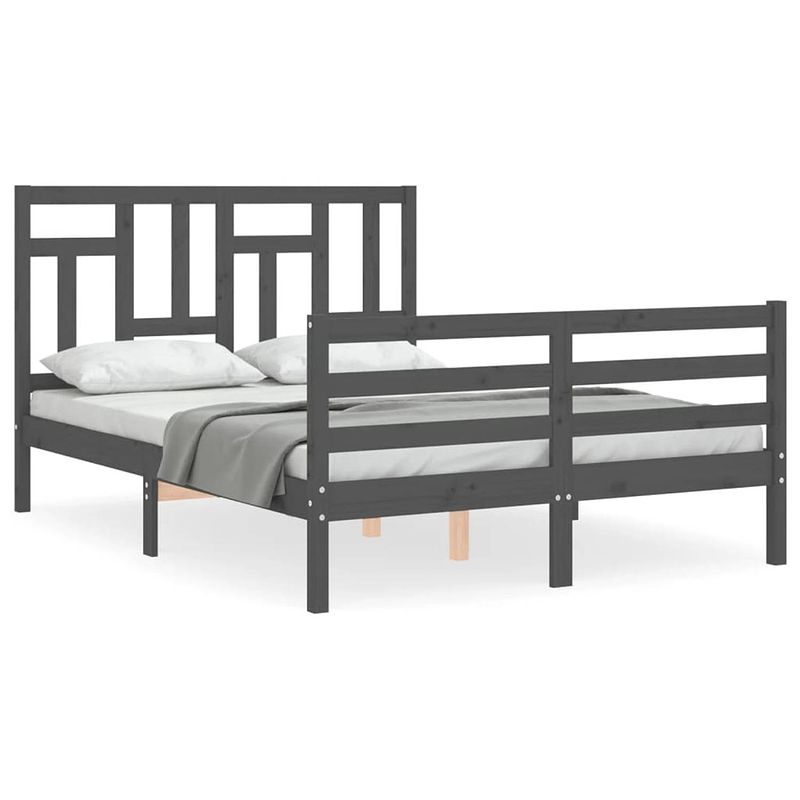 Foto van The living store bedframe massief grenenhout - grijs - 195.5 x 145.5 x 100 cm - multiplex lattenbodem