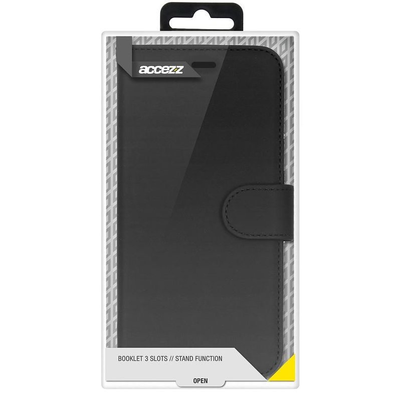 Foto van Accezz wallet case voor apple iphone 14 pro max telefoonhoesje zwart