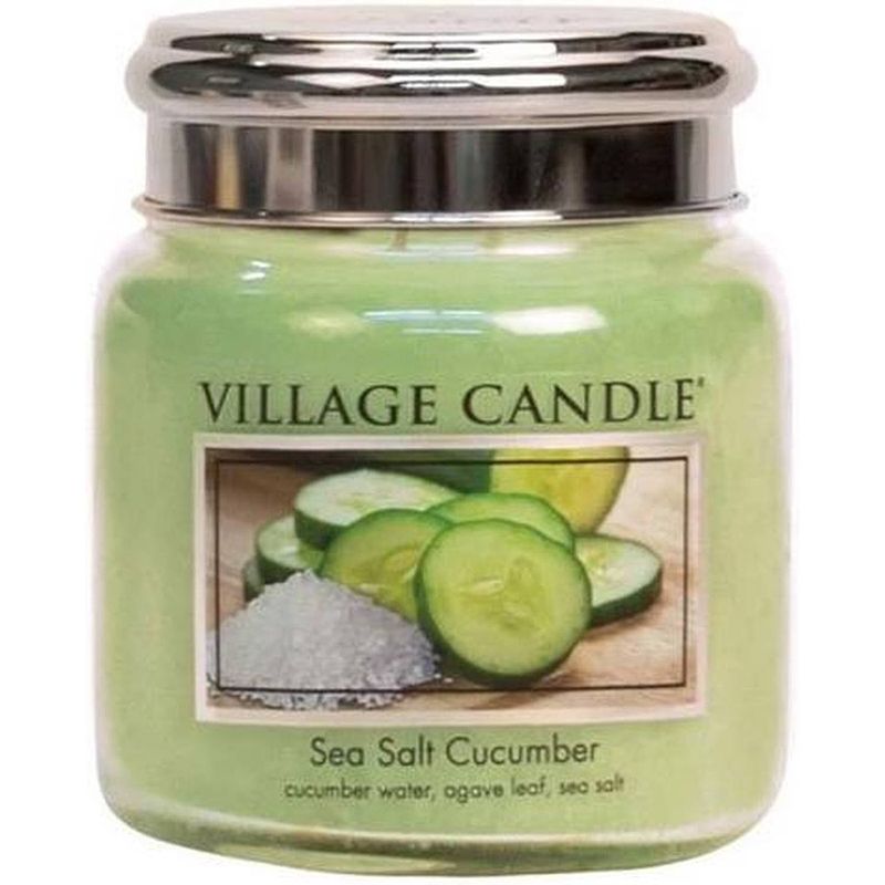 Foto van Village candle sea salt cucumber geurkaars (105 uur)