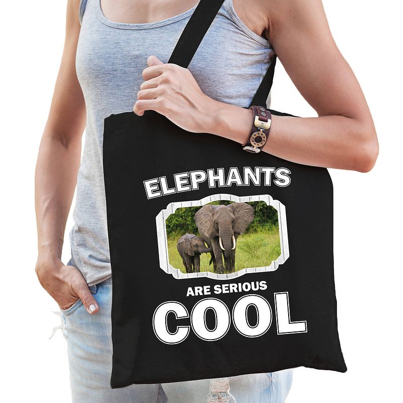 Foto van Katoenen tasje elephants are serious cool zwart - olifanten/ olifant cadeau tas - feest boodschappentassen