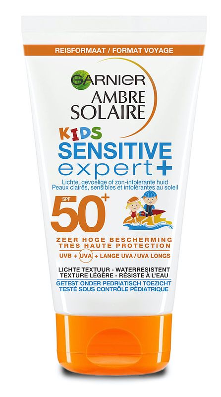 Foto van Garnier ambre solaire kids reisformaat zonnemelk spf 50+