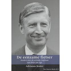 Foto van De eenzame fietser