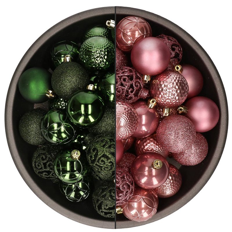 Foto van 74x stuks kunststof kerstballen mix van velvet roze en donkergroen 6 cm - kerstbal