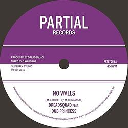 Foto van No walls - 7 inch vinyl;7 inch vinyl (2090405342193)