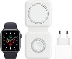 Foto van Apple watch se 40mm space gray aluminium middernacht sportband + magsafe oplaadpakket