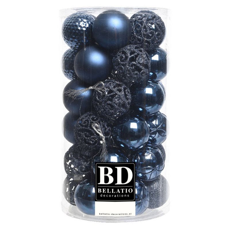 Foto van 37x stuks kunststof kerstballen donkerblauw 6 cm inclusief kerstbalhaakjes - kerstbal