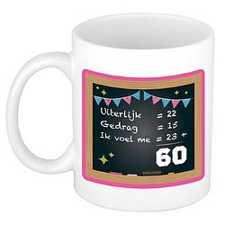 Foto van Bellatio decorations verjaardag cadeau mok 60 jaar - roze - rekenen - 300 ml - keramiek - feest mokken