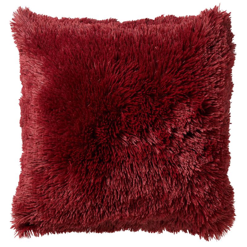 Foto van Dutch decor - fluffy - sierkussen 60x60 cm - superzacht - xl kussen - merlot - rood