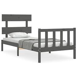 Foto van The living store bedframe - massief grenenhout - 205.5 x 105.5 x 81 cm - grijs