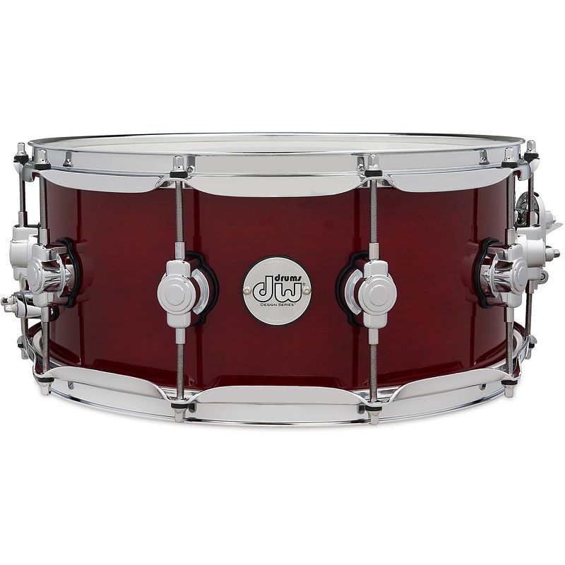 Foto van Dw drums ddlg0614sscs design series maple cherry stain 14 x 6 inch snaredrum