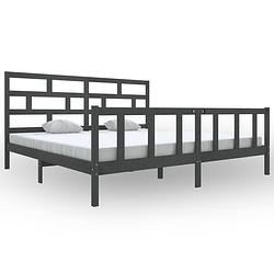 Foto van The living store bedframe - massief grenenhout - 205.5 x 205.5 cm - grijs