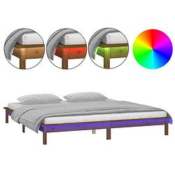 Foto van The living store houten bedframe - led-verlichting - massief grenenhout - stabiel - 150 x 200 cm - honingbruin