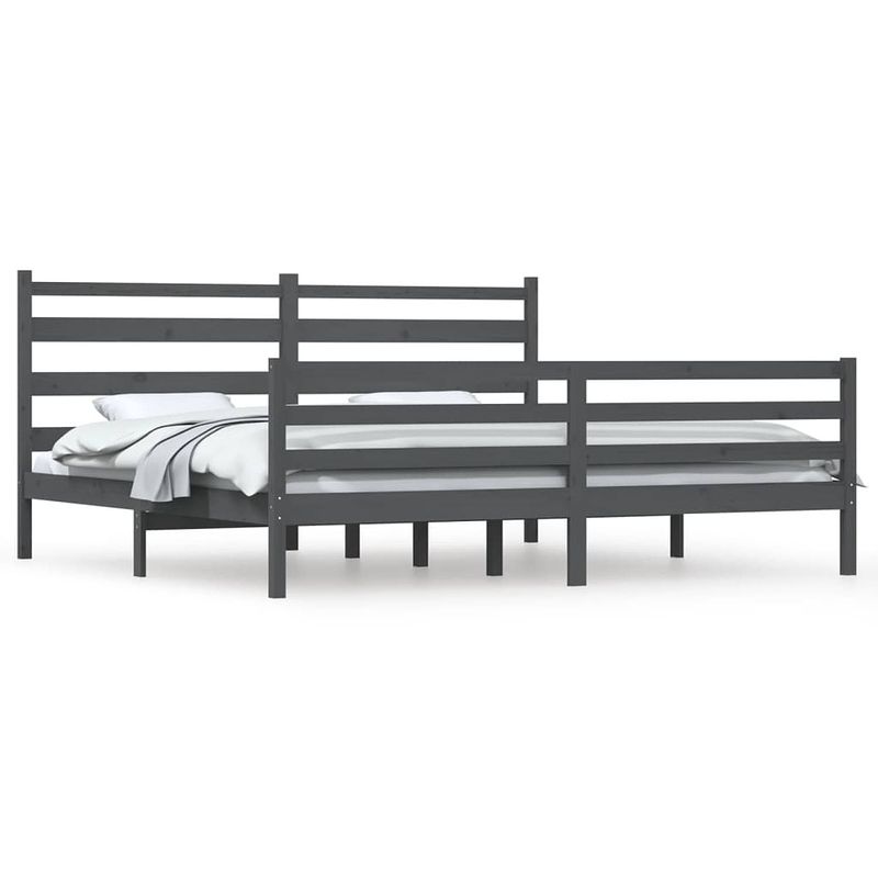 Foto van Vidaxl bedframe massief grenenhout grijs 200x200 cm