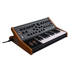 Foto van Moog subsequent 25 parafonische analoge synthesizer