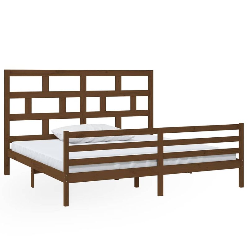 Foto van The living store bedframe - grenenhout - 205.5 x 206 x 100 cm - honingbruin