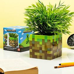 Foto van Minecraft grass block bloempot