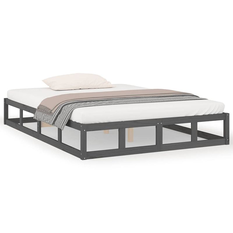 Foto van The living store bedframe - grenenhout - grijs - 120 x 190 cm - rustieke uitstraling