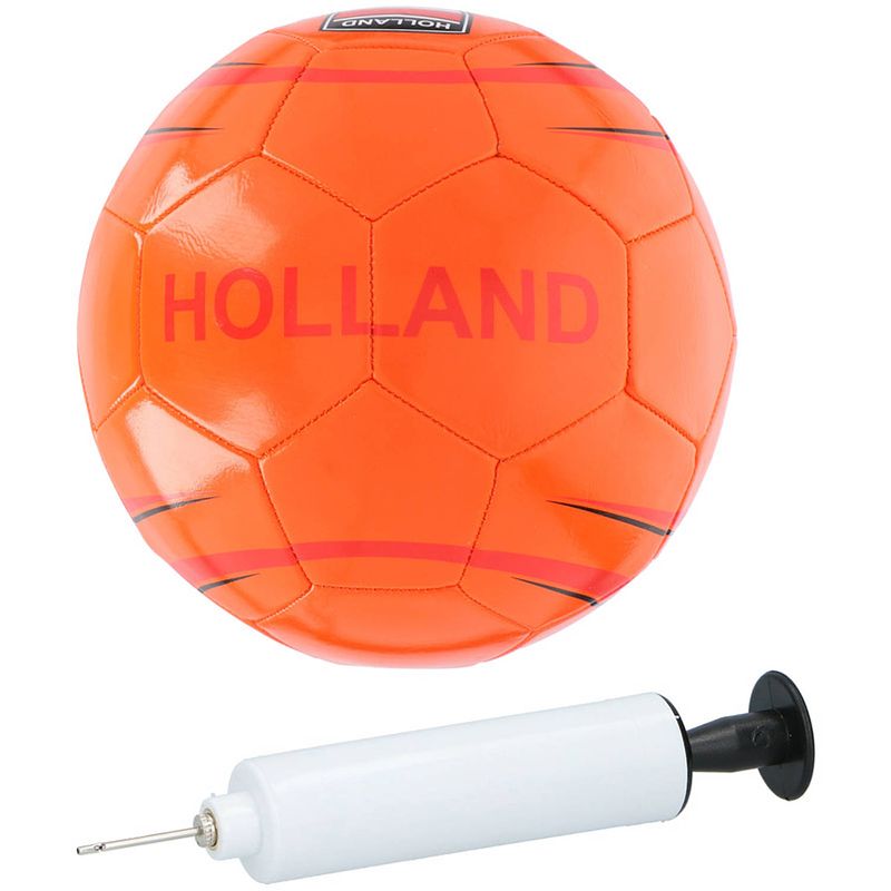 Foto van Voetbal holland oranje 21 cm inclusief pomp en net - voetballen