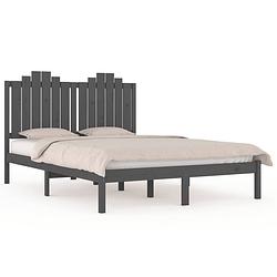 Foto van The living store houten bedframe - klassiek - 205.5 x 125.5 x 110 cm - massief grenenhout - grijs