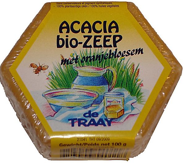 Foto van De traay zeep acacia met oranjebloesem