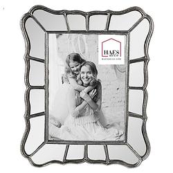 Foto van Haes deco - fotolijst 13x18 zilverkleurig, formaat 20x2x25 cm - loving chic