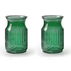 Foto van 2x stuks bloemenvazen - groen/transparant glas - h20 x d12.5 cm - vazen