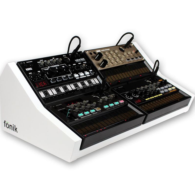 Foto van Fonik audio innovations wit voor 4x korg volca