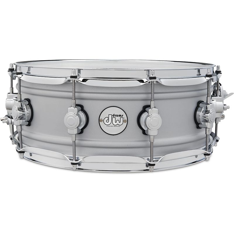 Foto van Dw drums ddsd5514macr design series aluminum 14 x 5.5 inch snaredrum