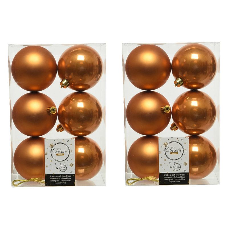 Foto van 12x stuks kunststof kerstballen cognac bruin (amber) 8 cm glans/mat - kerstbal